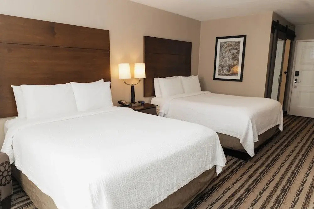 The Colonial Hotel - Chambres