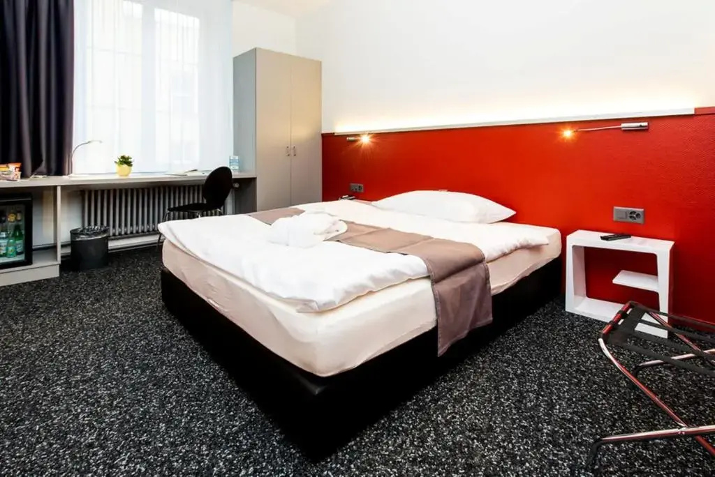 Superior Double room (full double bed)
