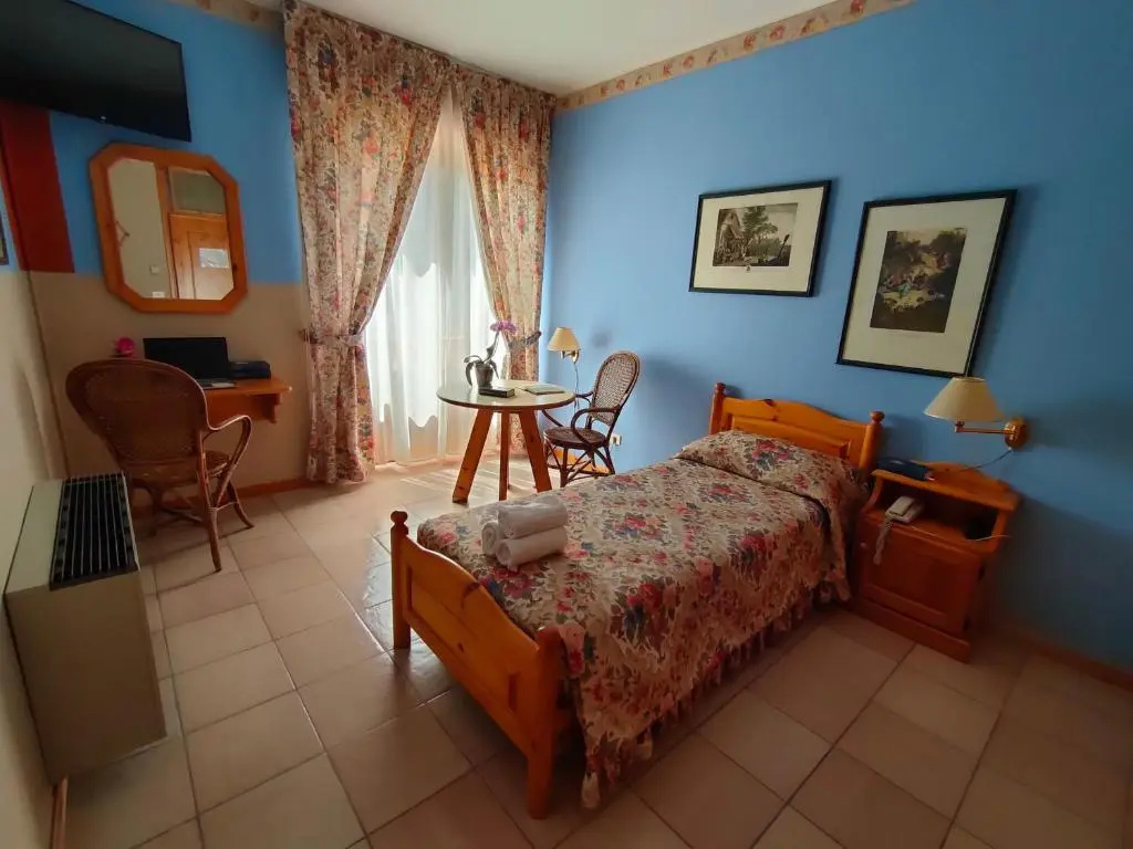 Standard Single room