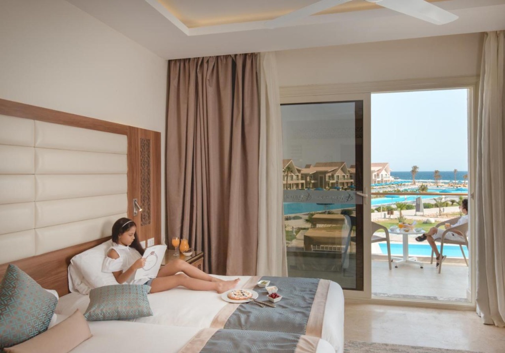 Отель Pickalbatros Sea World Resort - Marsa Alam- "Aqua Park" в Эль-Кусейре