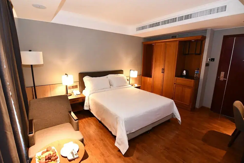 Grand room