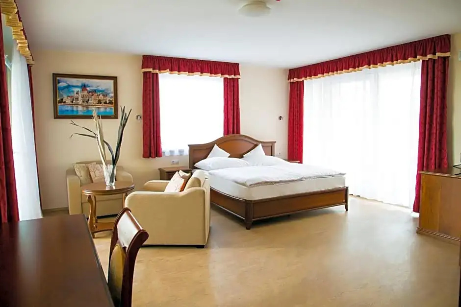 Luxury Spa And Conference Hotel - Chambres