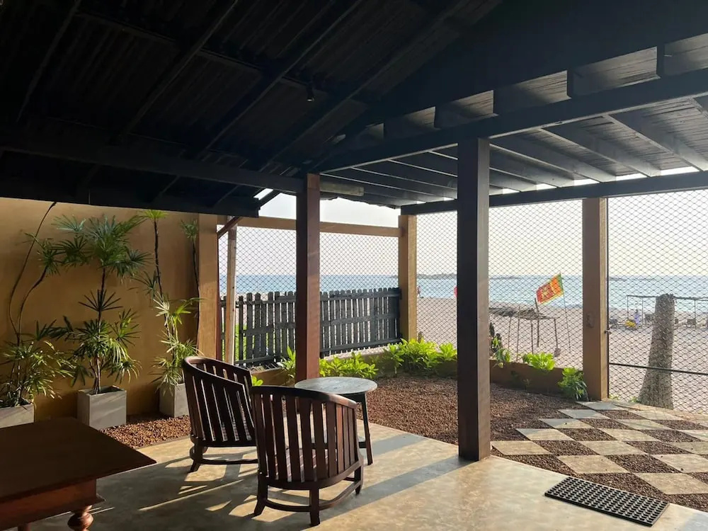 Oceanfront Luxury Private Villa in Ambalangoda