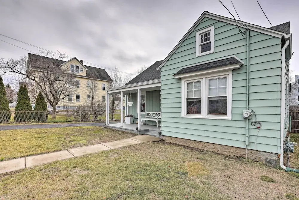 Bridgeport Vacation Rental - Walk to Beach! — фото 6