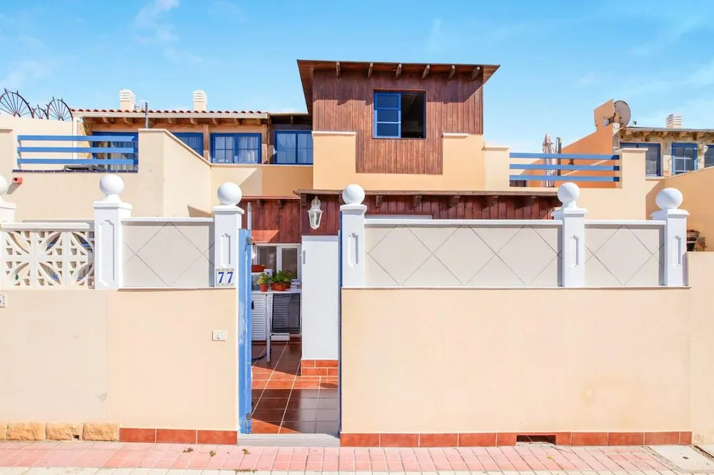 House With 3 Bedrooms in Costa Calma, With Terrace and Wifi Near the Beach
