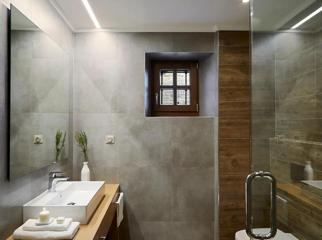 Standard Suite