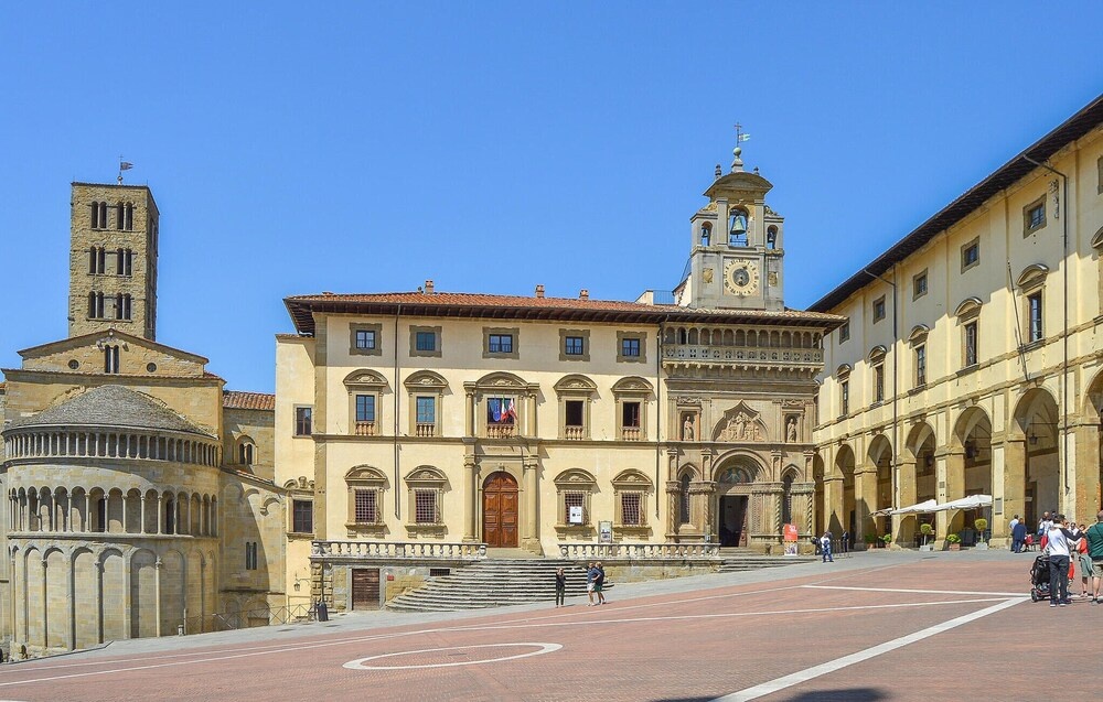 Amazing Home in Castiglion Fiorentino With 4 Bedrooms