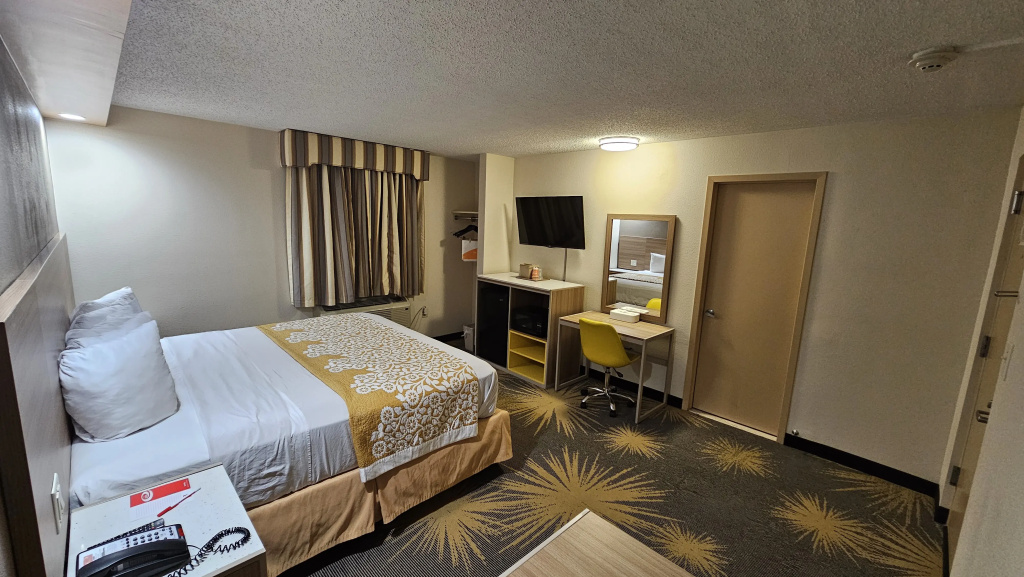 Econo Lodge Woodbridge — фото