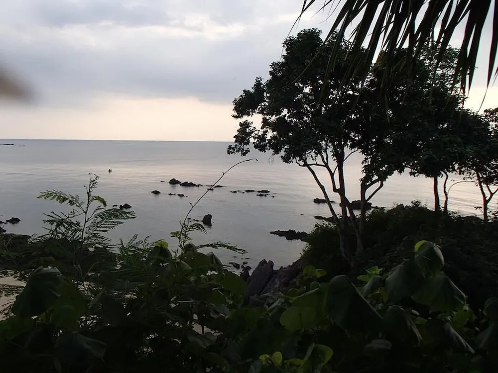 Beach & Waterfront