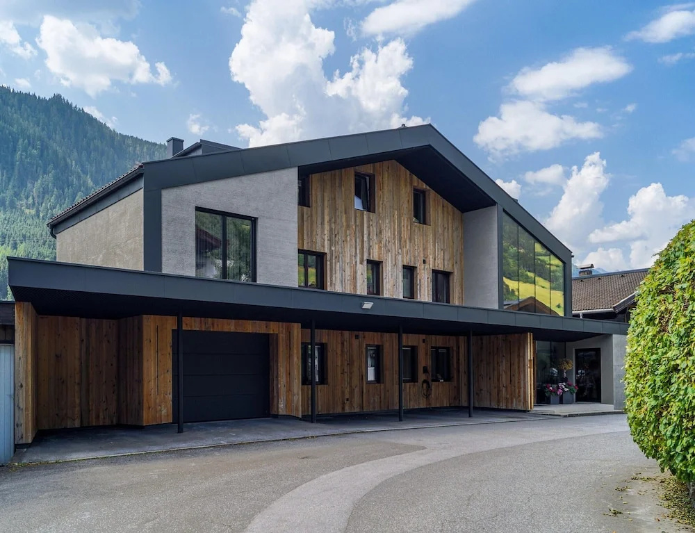 Apartment in Bramberg am Wildkogel With Balcony
