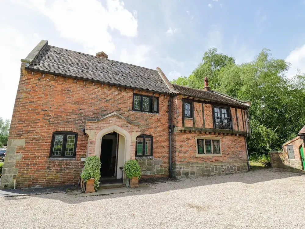 Rowlands House