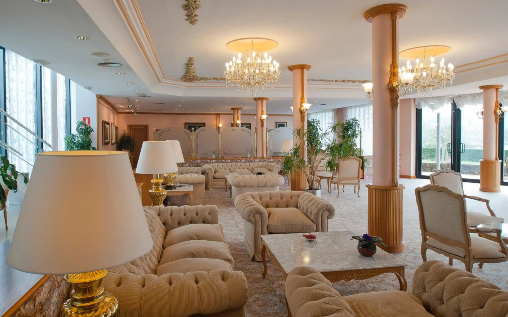 Hotel photo 15