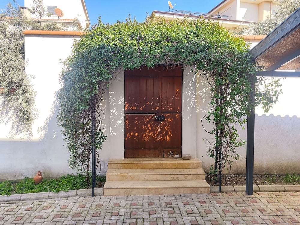 Ephesus Suites