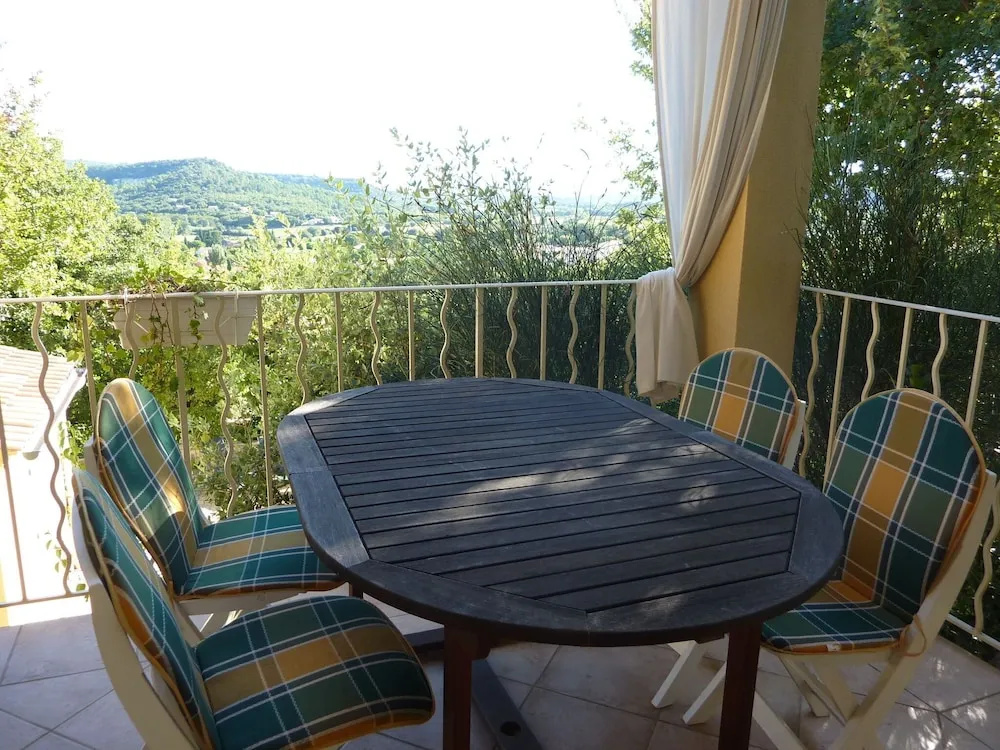 Villa With Private Pool and Panoramic View