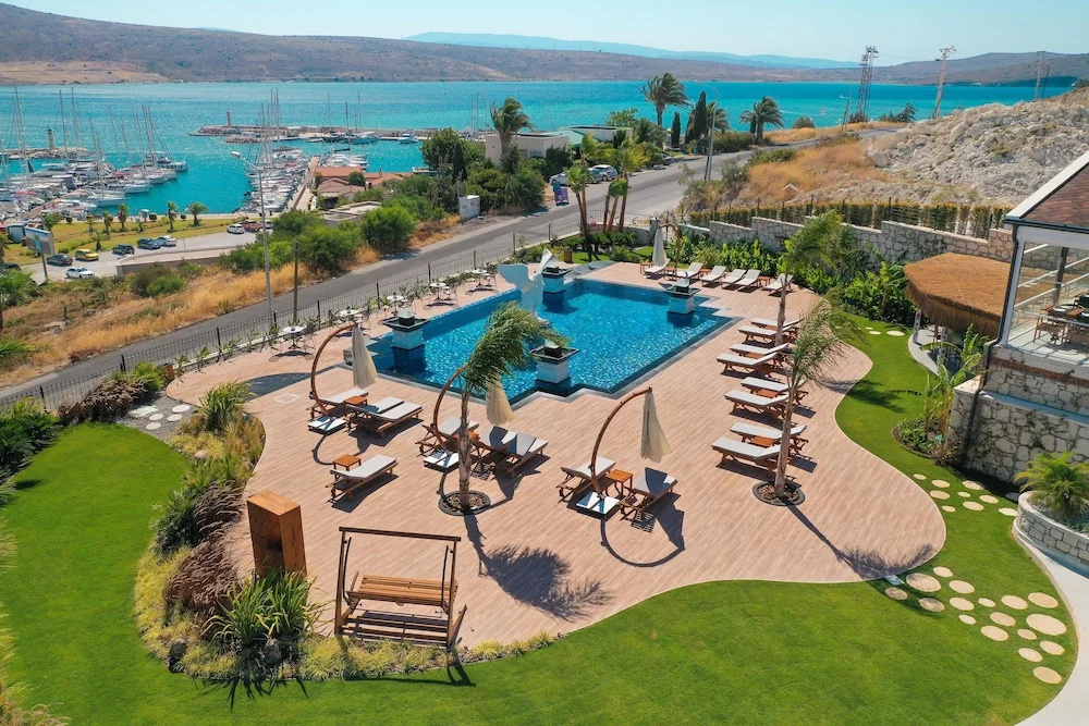 Marin Alacati Hotel