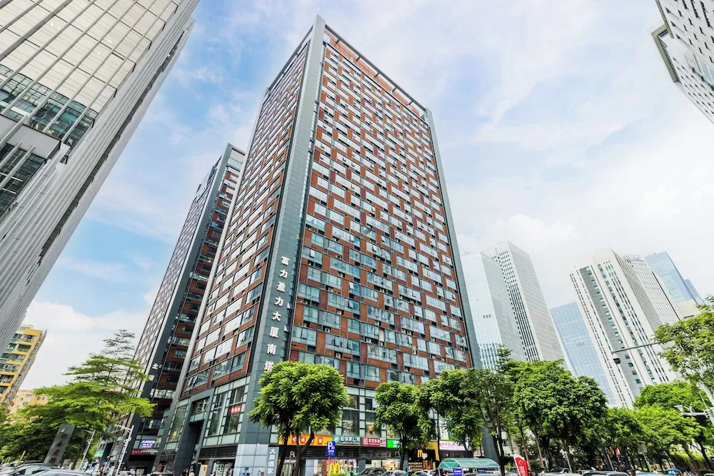 Private-Enjoyed Home ApartHotel - R&F Stanley Apartment