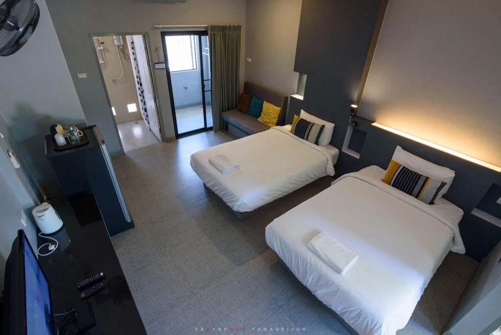Standard Double room (twin beds)