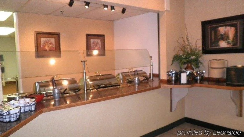 Food & Beverage
