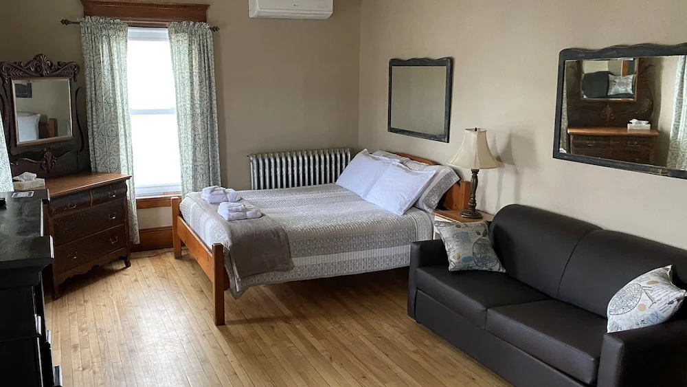 1 Bedroom Standard Quadruple room