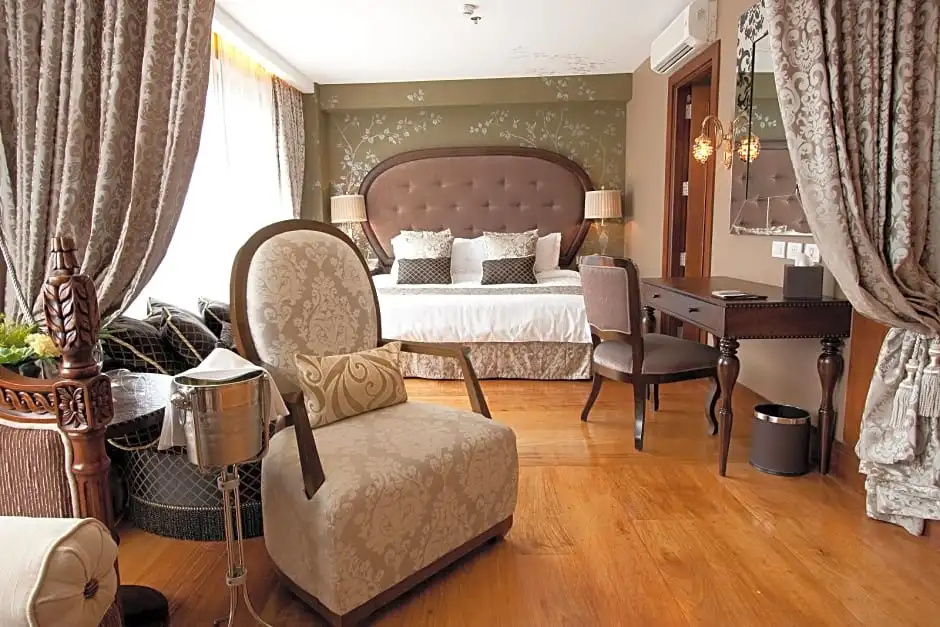 Standard Suite