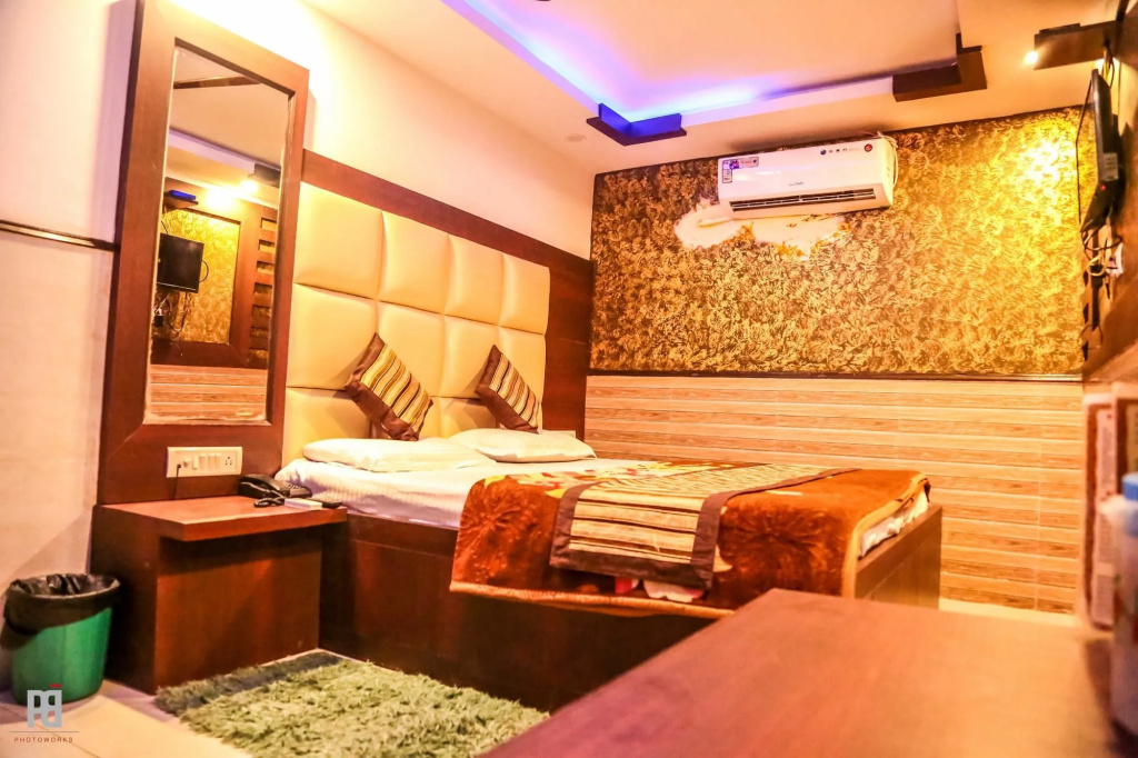 Hotel Glow Inn