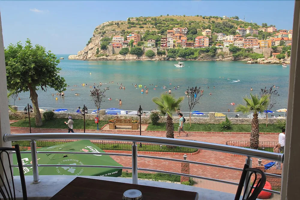 Beach & Waterfront