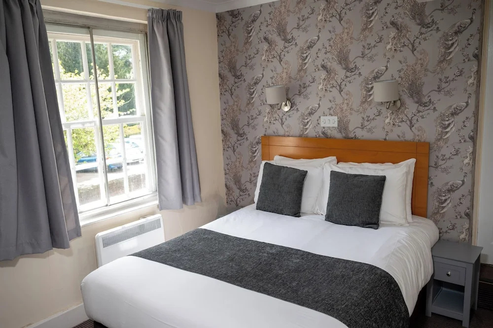 Bell Hotel by Greene King Inns - Chambres