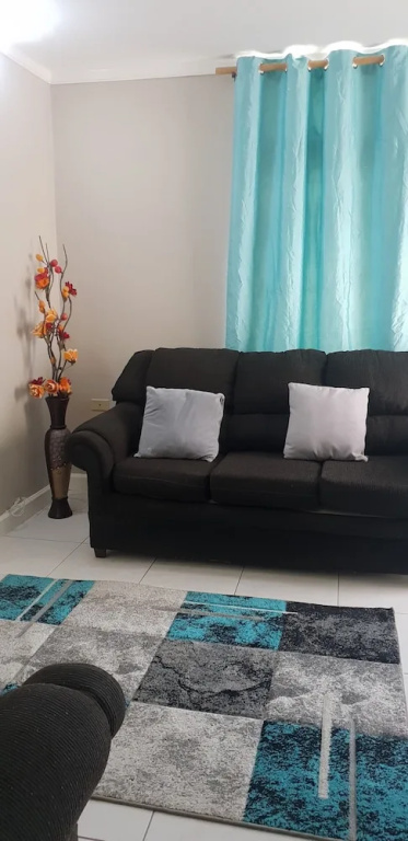 Cozy Waterloo Apartment