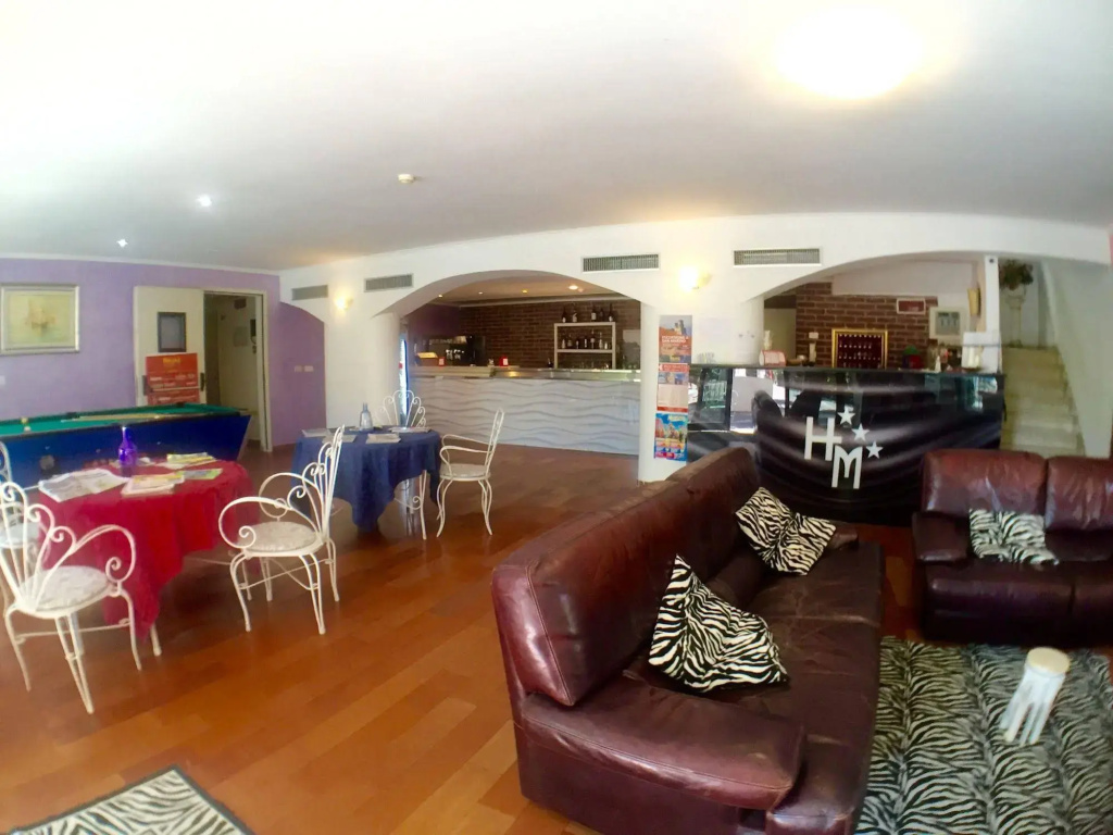 Hotel photo 2