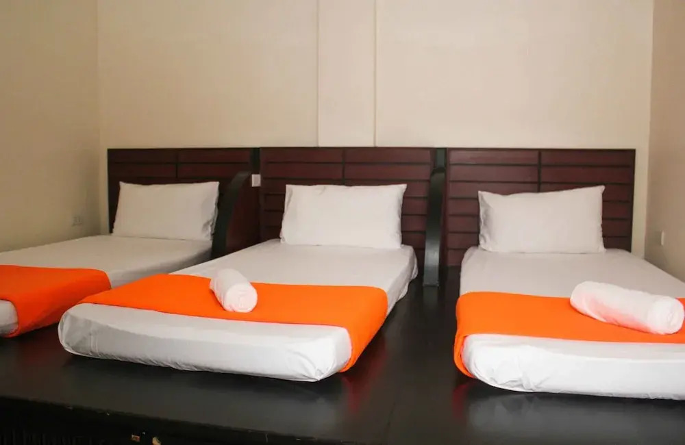 Трёхместный (3 Futons) номер Standard в Lub Sbuy Hostel
