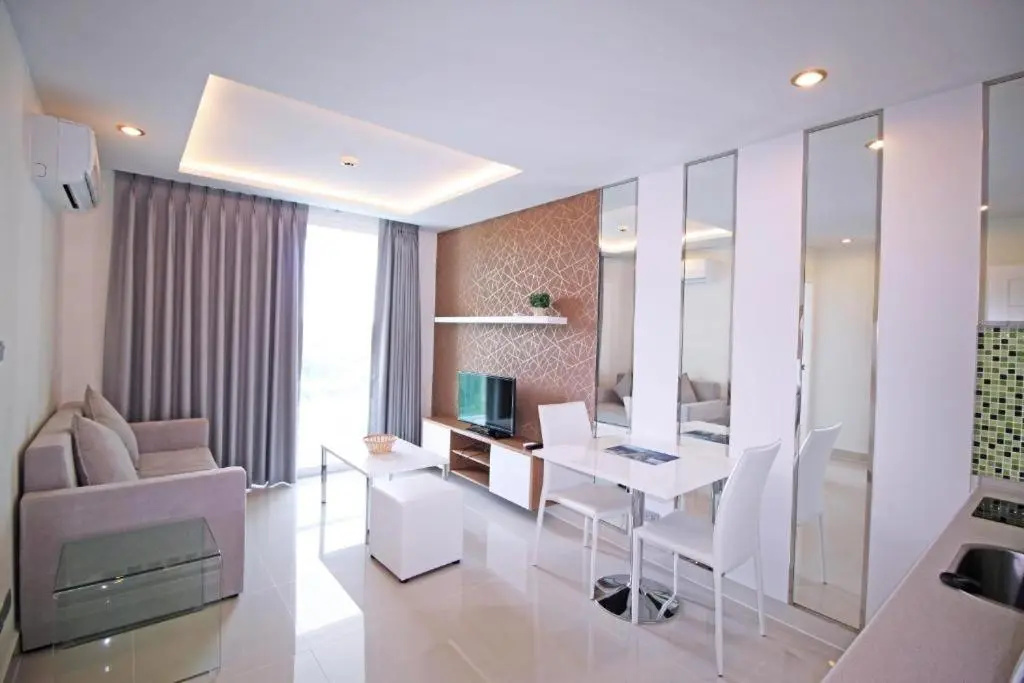 Amazon Residence Pattaya Sunny Rentals - Chambres
