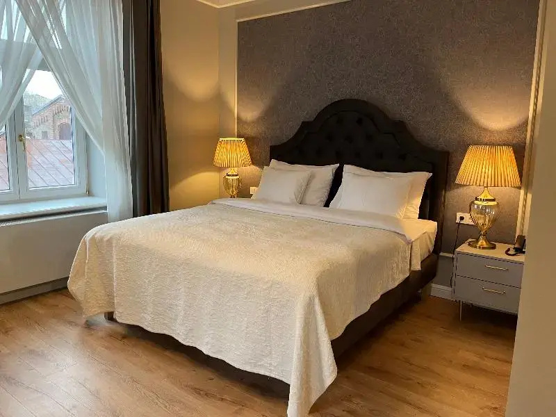 1 Bedroom Executive Suite