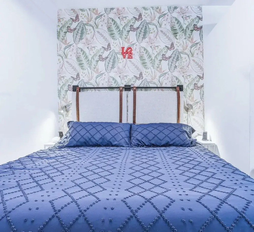 2 Bedrooms Luxury Apartment with city view