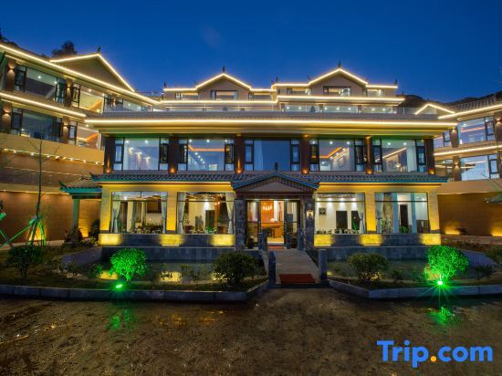 Lugu Lake Yunshang Holiday Hotel