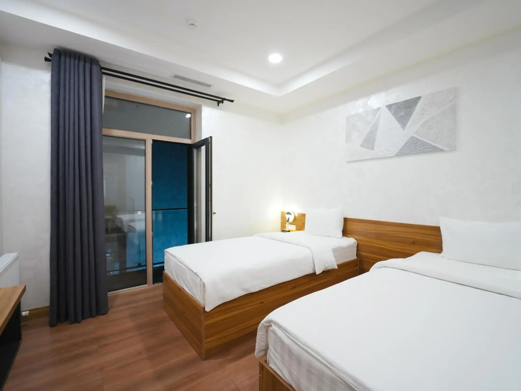Двухместный номер Comfort с балконом 2 отдельные кровати в Отель Avant Hotel Tashkent Pool&Spa