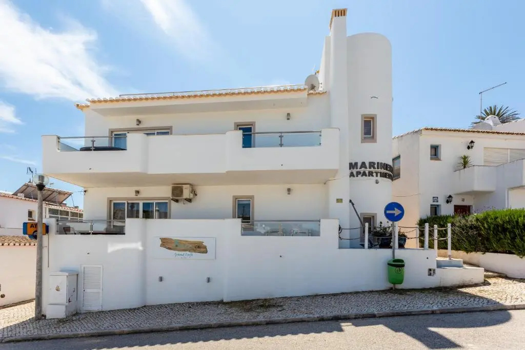 Mariners (3) - Bright and stylish apartment - 2 minute walk to the beach