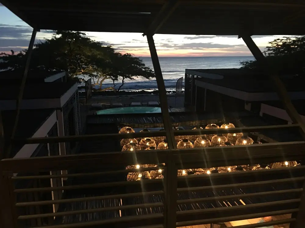 99 Surf Lodge