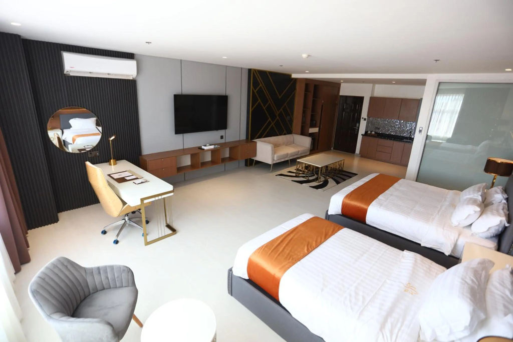 Solano Hotel — 3