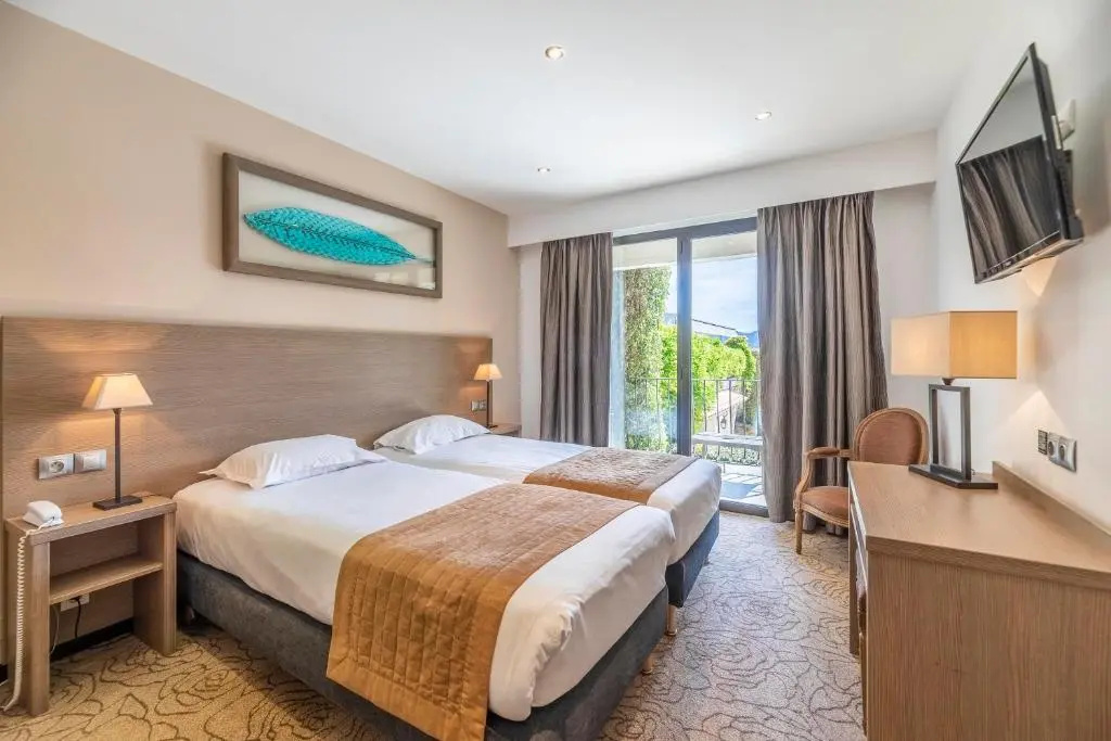 Standard Double room (twin beds)