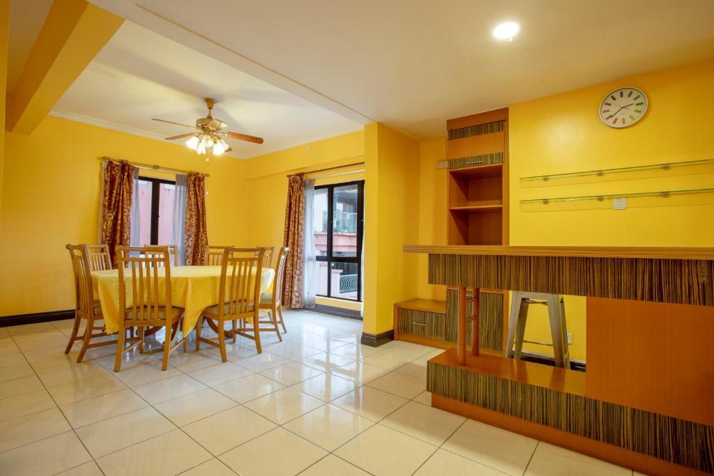 Marina Vacation Condos @ Marina Court Resort Condominium