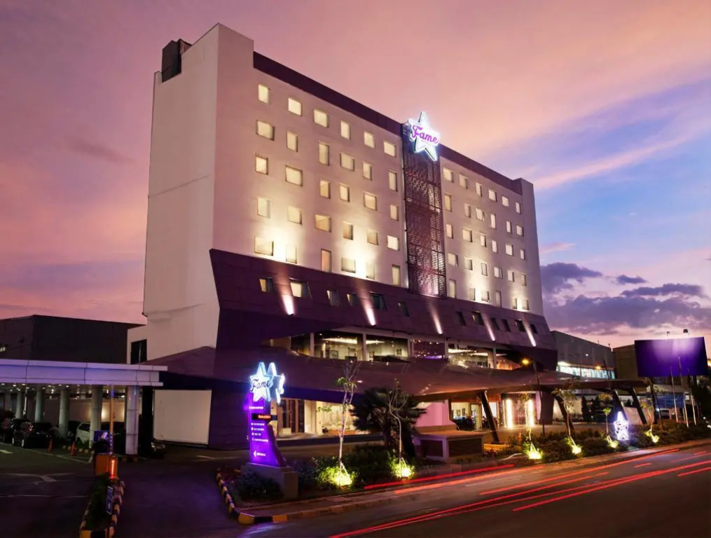 Fame Hotel Gading Serpong - Chambres