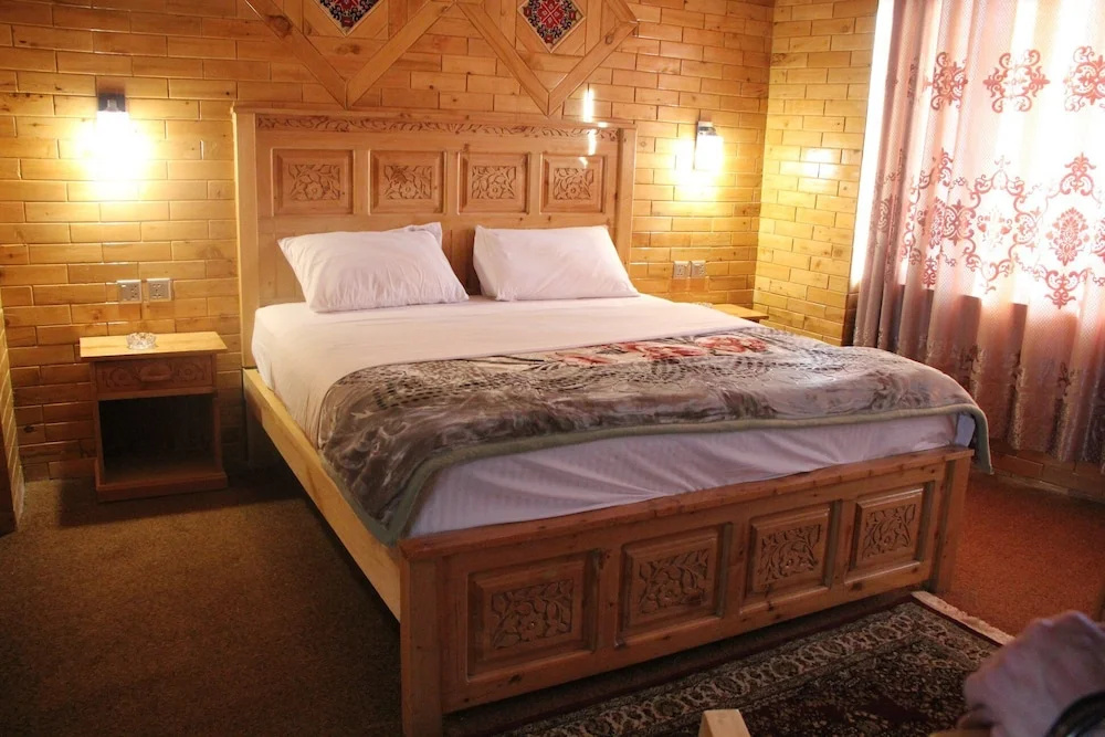 Mulberry Hotel