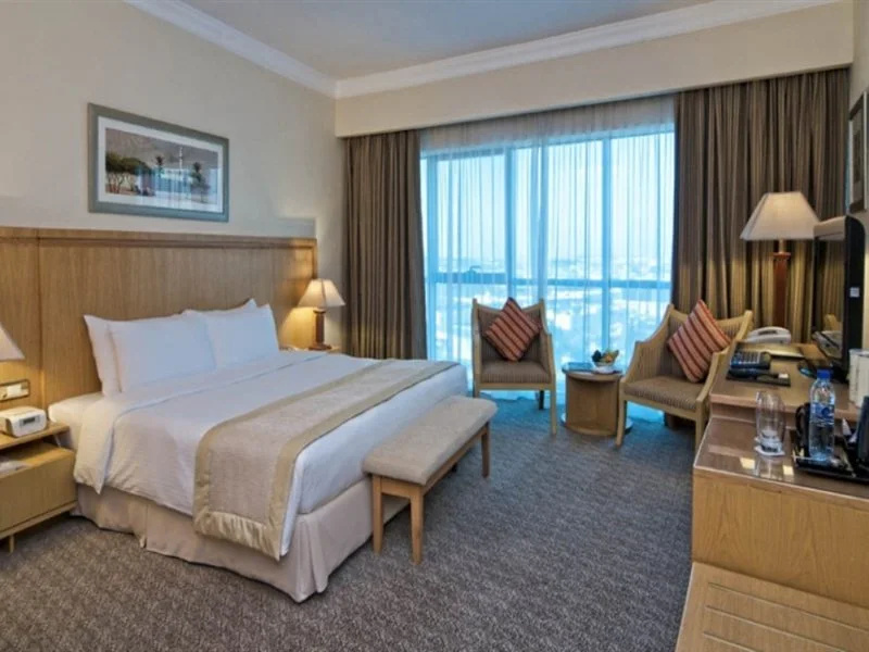 Отель DoubleTree by Hilton Dubai Port Saeed — фото