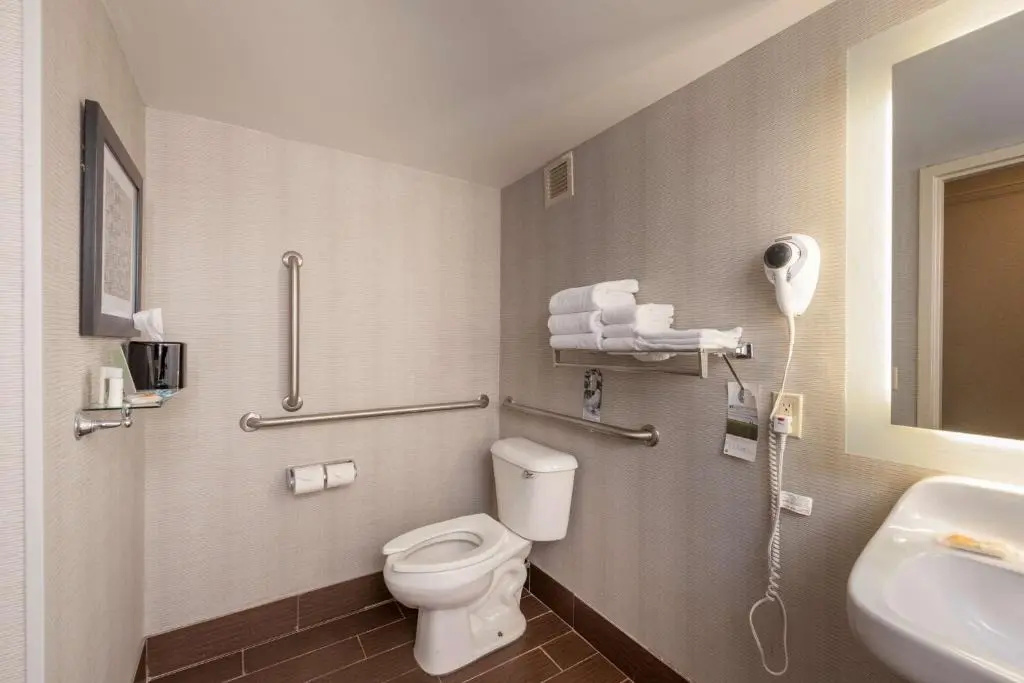 Best Western Plus Strongsville Cleveland - Chambres