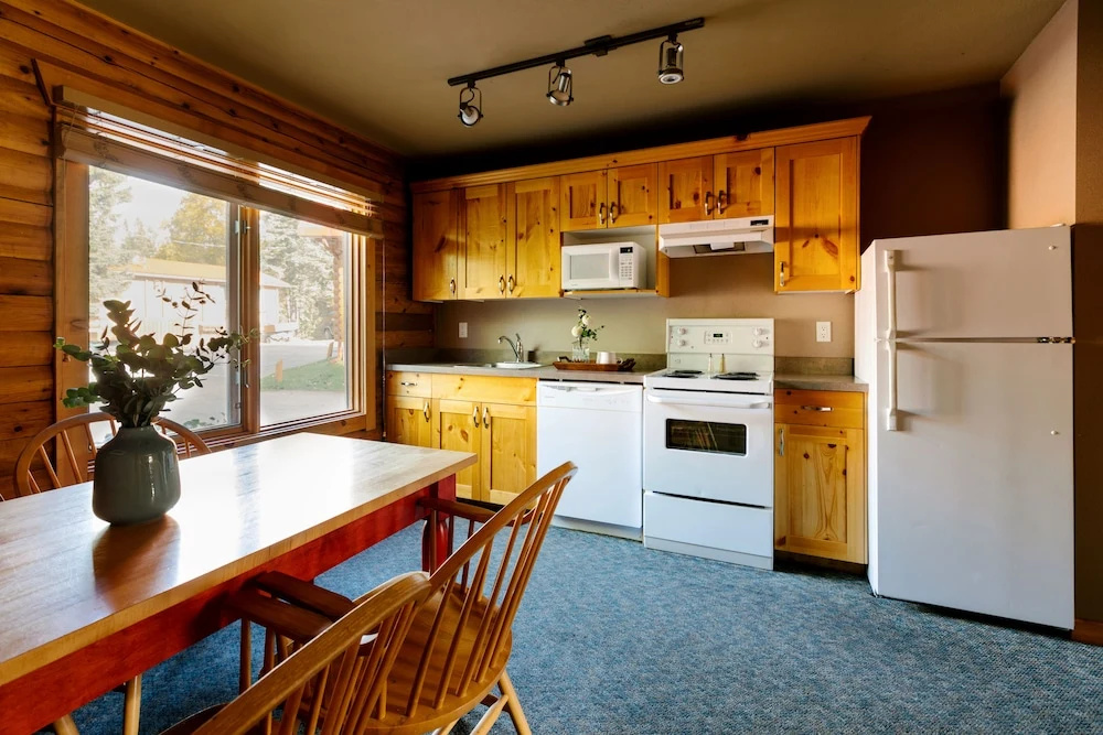 Quadruple Suite