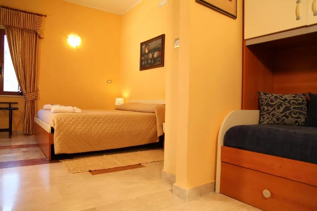Superior Double room (full double bed)