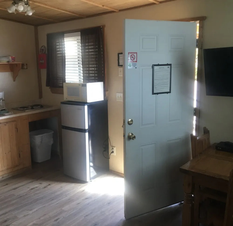 Rainbow's End Resort on Rainbow Lake - Chambres