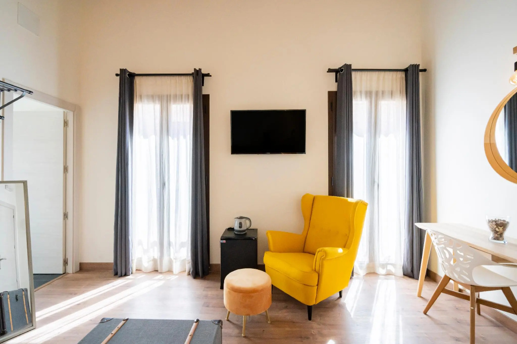 Deluxe Suite