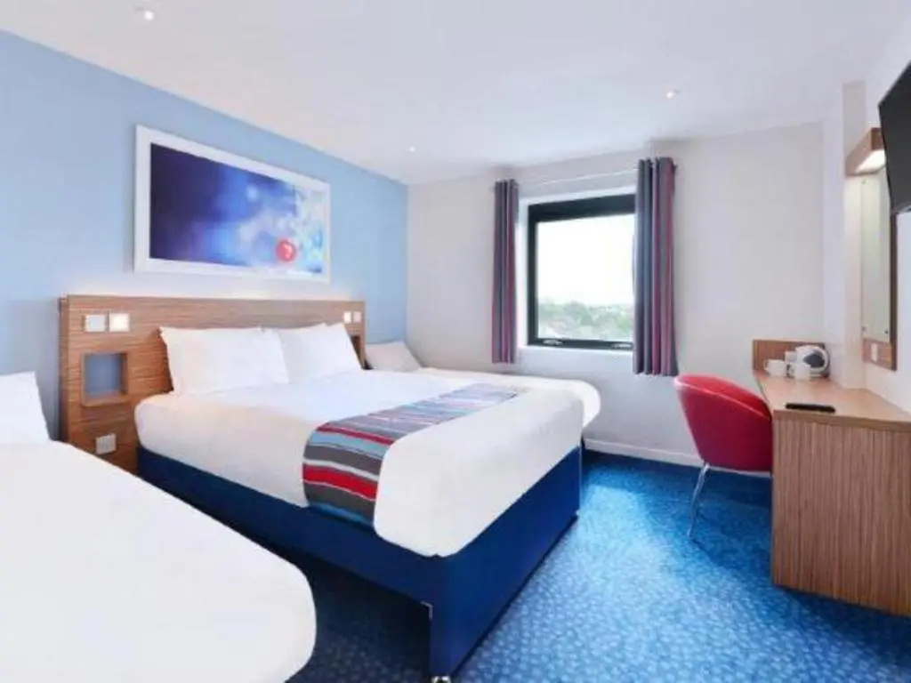 Hotel photo 12