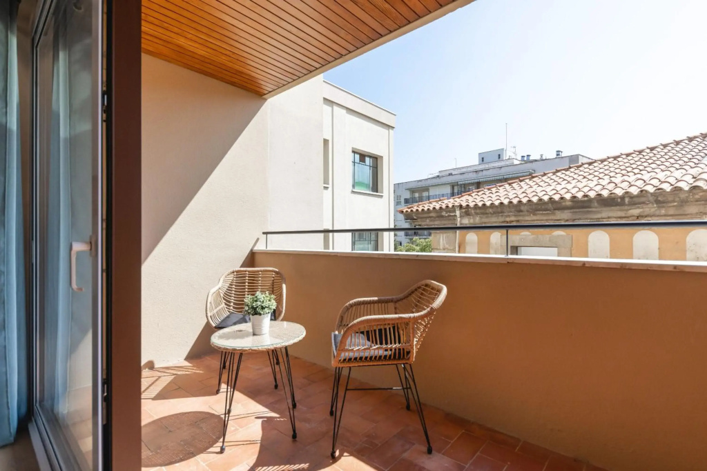 Bravissimo Falcó, 3 bedrooms and balcony